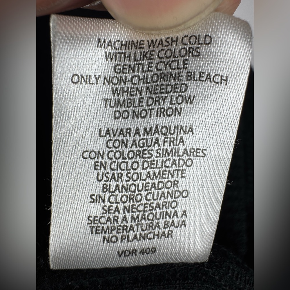 Eddie Bauer Black Long Sleeve Waffle Knit Thermal Sleep Shirt - Picture 7 of 7